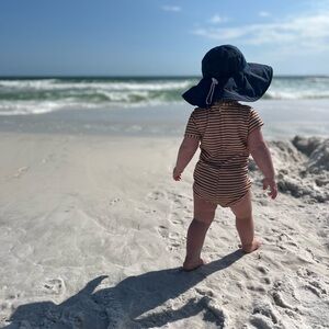 ✨Preloved and NWT Baby clothes 0-18 months LIVE SHOW ✨